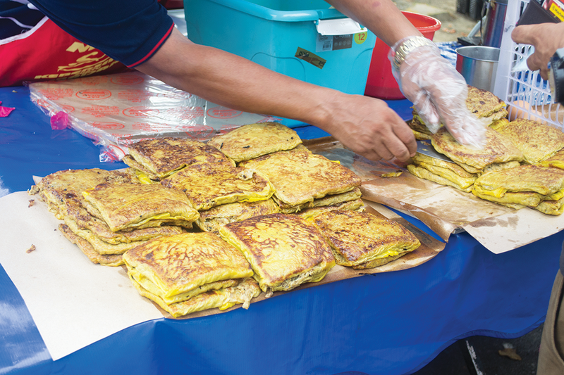 Illustration for article titled The Takeouts of Ramadan Food